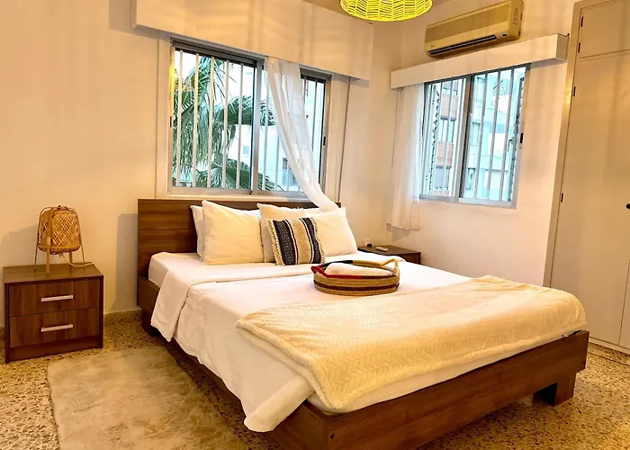 Sea And Breeze 1br Larnaca