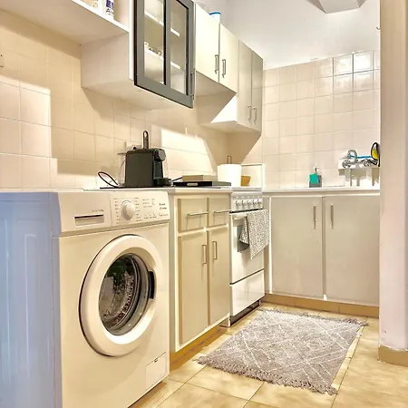 Sea And Breeze 1br * Ларнака