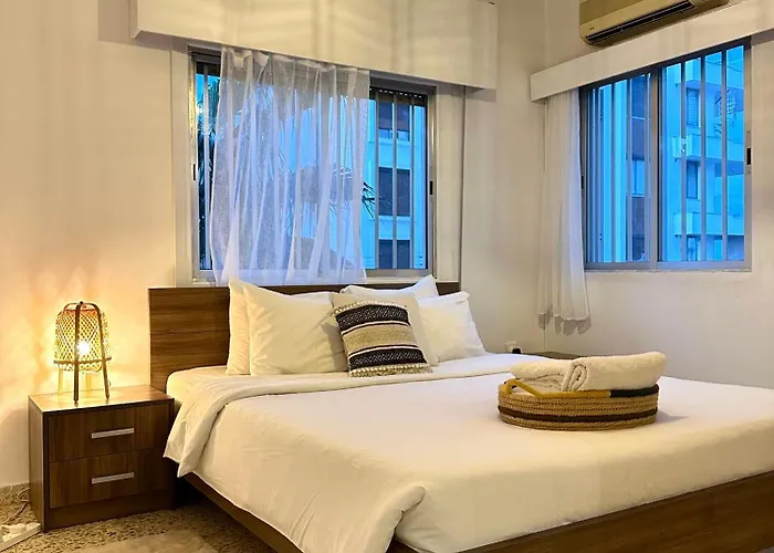 Sea&lake Breeze 1br Apartment