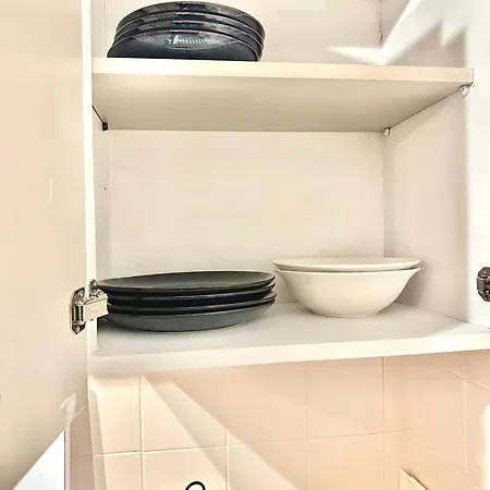 Apartment Sea And Breeze 1br Larnaca